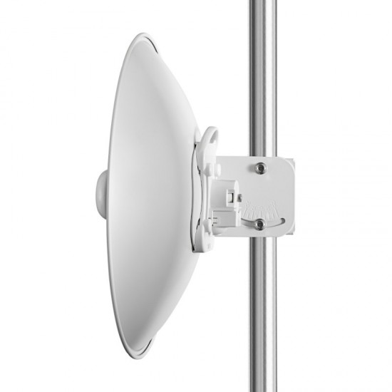 Cambium ePMP Force 200AR5-25 5GHz Radio and High Gain Dish Antenna RoW EU (C050900C261A)